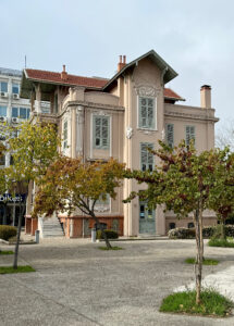 Yosef Menahem Villası