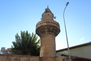 Çayırlı Camii