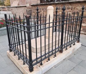 Kabir 2, Mevlana Külliyesi