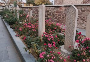 Mevlana Külliyesi Mevlevi Mezarları