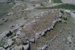 Emirali Tepeüstü Yerleşim Alanı