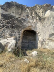 Mahkemeağcin Yeraltı Şehri