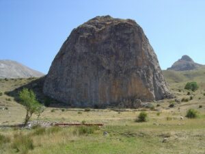 Yücebelen Köyü Kalesi, Kemah