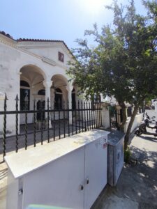 Foça Öğretmenler Lokali Binası