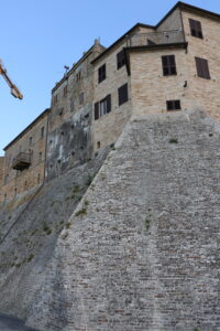 Kale, Monsampietro Morico