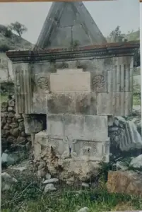 Gazi Çeşmesi, Üzümlü