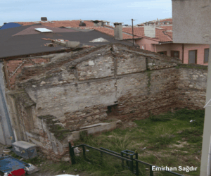Kilise, Girit Mahallesi