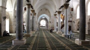 الجامع-الصلاحي-الكبير-في-نابلس