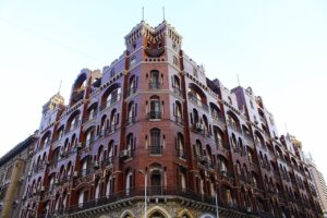 عمارة-الشوربجي-او-ديفيس-براين