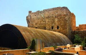 قلعة-دمشق-من-جهة-سوق-المناخلية