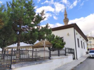 HACI HİMMETLİ CAMİİ