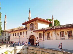 Kuzey Kapısı, Hansaray