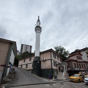 Eski Cami, Sürmene