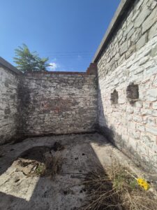 Kandıra Eski Cezaevi Avlusu