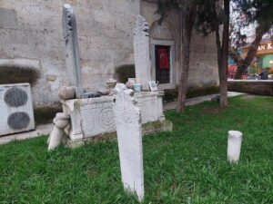 Hızır Bey Camii Haziresi