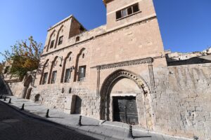 Mardin Gençlik ve Kültür Evi 1 Mardin Gençlik ve Kültür Evi