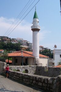 Ali Paşa Camii ve Türbesi, Ülgün