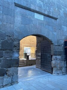 Dizdar Kapısı, Kayseri 1 Dışarı Dizdar Kapısı, Kayseri