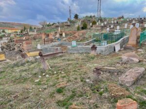 Pınarbaşı Mezarlığı