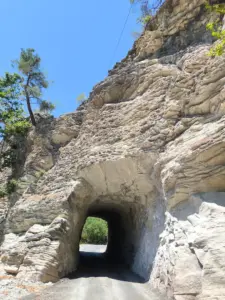 Tarihi Kaya Tüneli