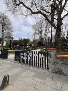 Havuzbaşı Parkı, Çengelköy
