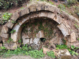 Makrili Çeşmesi, Çaykara