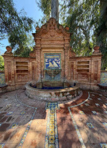 Hermanos Álvarez Quintero Çeşmesi