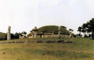 Mozolenin farklı açıdan görünümü.