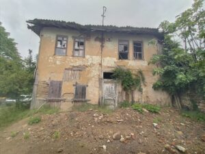 Avan Evi, Konuralp