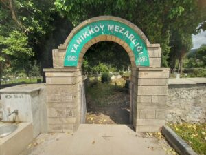 Yanıkköy Mezarlığı 1 Yanıkköy Mezarlığı