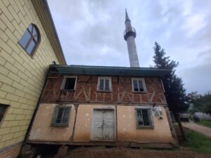 Yenivakıf Köyü Eski Cami