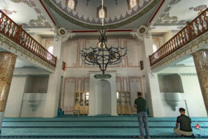 Hoca Ömer Camii Harimi, Mihrabı, Minberi ve Vaaz Kürsüsü
