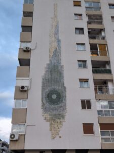 Gazioğlu Apartmanı Seramik Pano