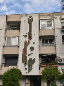 Perin Apartmanı Seramik Panosu