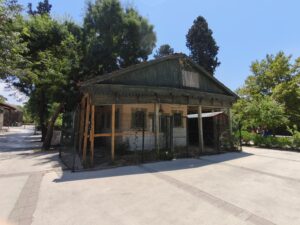 Aliotti Köşkü Hizmetli Konutu