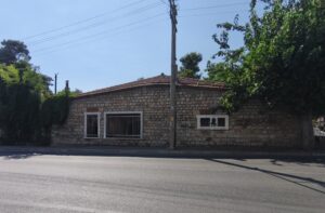 Buca Tren İstasyonu Lojmanı