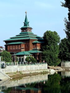 Şah-ı Hamadan Camii