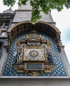 Paris-Conciergerie-Horloge-de-Charles-V-2014-1324
