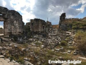 Tiyatro yapısı