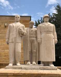 Anıtkabir Erkek Heykel Grubu