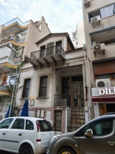 Karşıyaka Evi