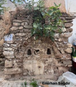 Çeşme-1, Engürücücük Mahallesi 8 Çeşme-1, Engürücücük Mahallesi