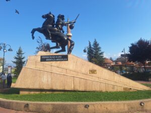Köroğlu Heykeli