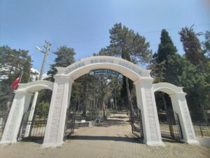 Hendek Merkez Mezarlığı