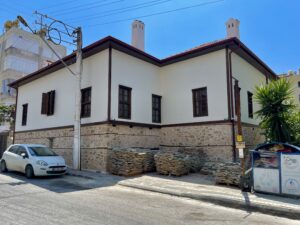 Konak – Kadıpaşa, Cüceler Sokak, 1