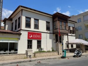 Azakoğlu İzzet Bey Konağı