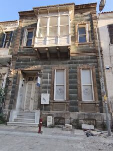 Köşk - Şehit Yüzbaşı Şerafettin Bey Sokak, No 48 3 Köşk - Şehit Yüzbaşı Şerafettin Bey Sokak, No 48