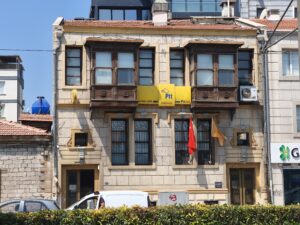 Alsancak PTT Binası 10 Alsancak PTT Binası