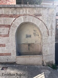 İsa Bey Fenari Camii Çeşmesi