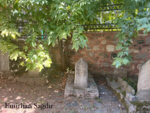 Akbıyık Cami Haziresi